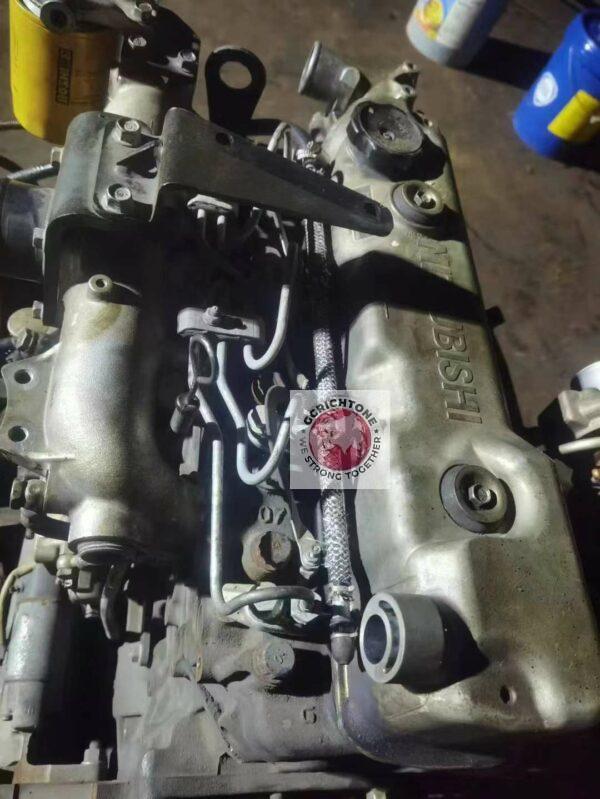 Дизельный двигатель внутреннего сгорания Mitsubishi 4D34 KATO HD 512-3 (6) Дизельный двигатель внутреннего сгорания Mitsubishi 4D34 KATO HD 512-3